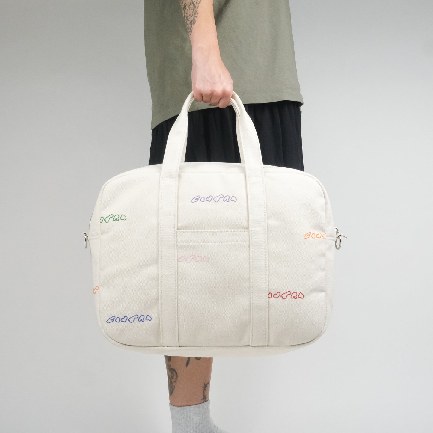 PERSONAL CARRY BAG